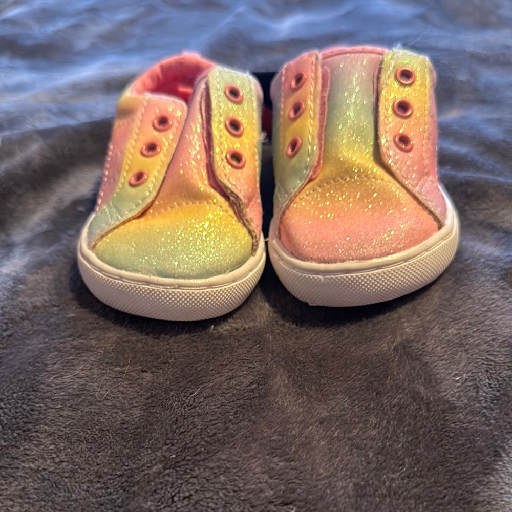 Multi color glittery kids shoe